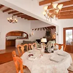 Heno, Beautiful Detached With Large Private Pool - By Villamar Willa *