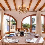 Heno, Beautiful Detached With Large Private Pool - By Villamar فيلة *