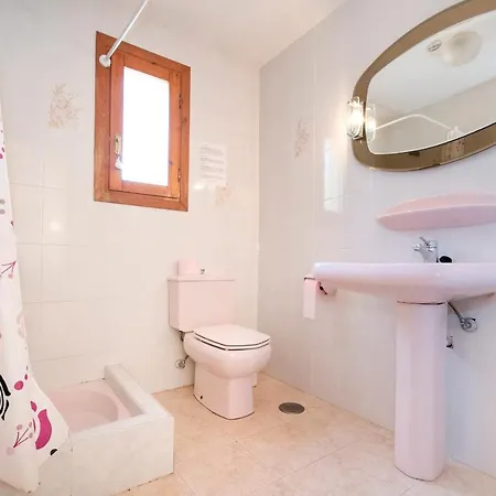 Heno, Beautiful Detached With Large Private Pool - By Villamar Calp